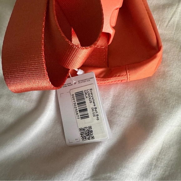🆕🧡 Lululemon Everywhere Belt Bag Coral Kiss - Picture 5 of 6